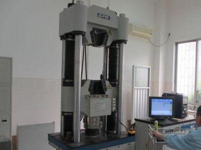 Universal material test machine